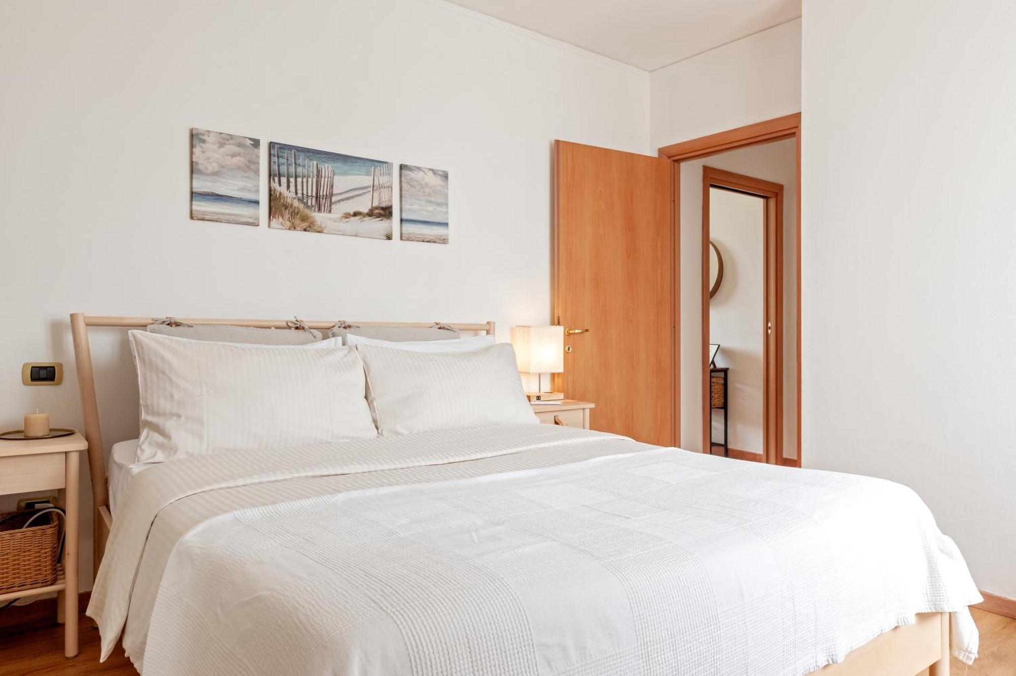 Cozy Retreat In Coastal Livorno Apartment Exterior photo